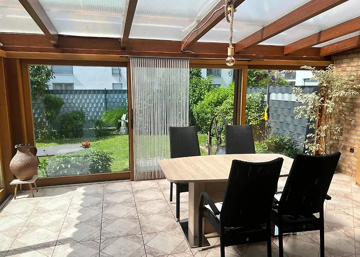 Barrierefreies Ferienhaus Mit Garten Bei Koeln